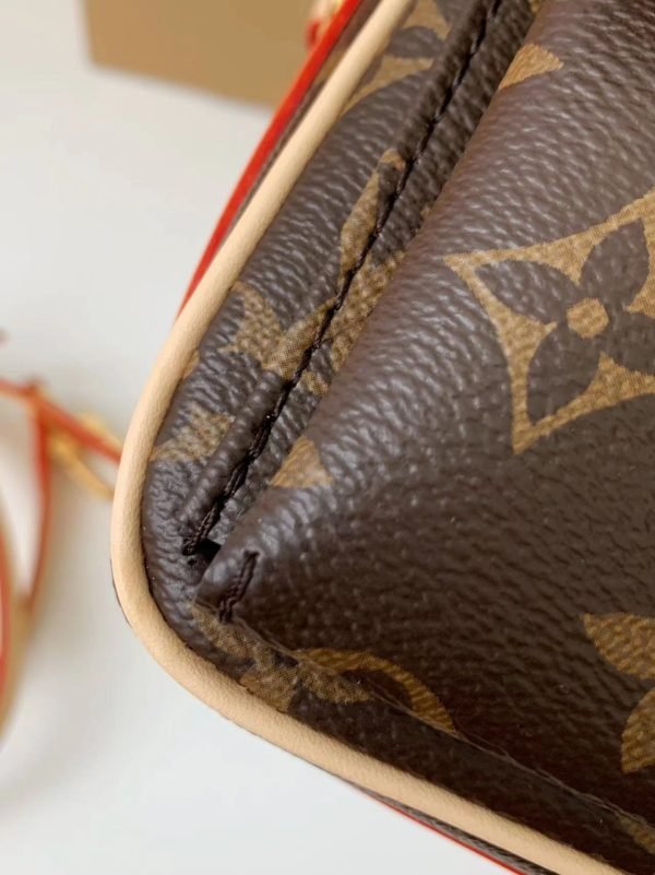 M46999 new crossbody handbag for women - Image 7