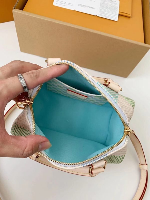 N40515 Crossbody Handheld Women's Bag Color Changing Leather Pillow Bag - Image 12