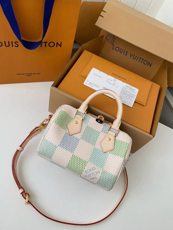 N40515 Crossbody Handheld Women's Bag Color Changing Leather Pillow Bag - Image 4