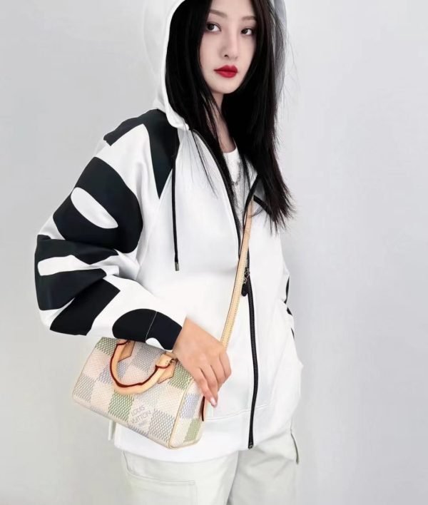 N40515 Crossbody Handheld Women's Bag Color Changing Leather Pillow Bag - Image 14