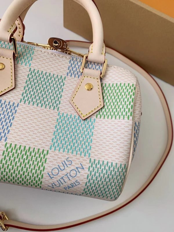 N40515 Crossbody Handheld Women's Bag Color Changing Leather Pillow Bag - Image 3