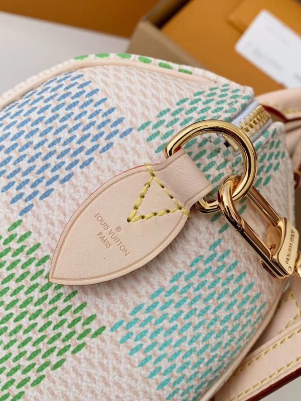 N40515 Crossbody Handheld Women's Bag Color Changing Leather Pillow Bag - Image 7
