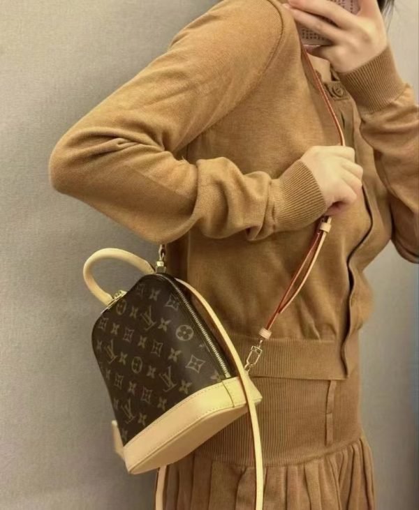 M47132 ALMA Shoulder Bag 2024 Spring/Summer Women's Fashion Show New Women's Bag - Image 16